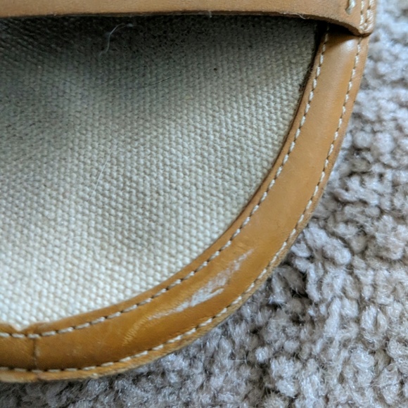 Banana Republic slides - Picture 3 of 5